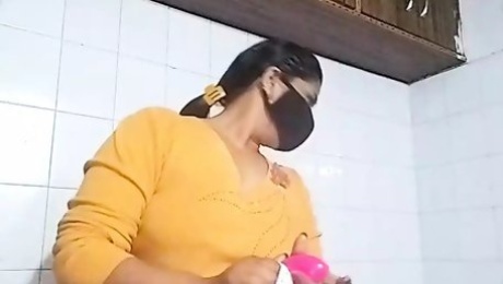 Bhabi ka open sexy dance